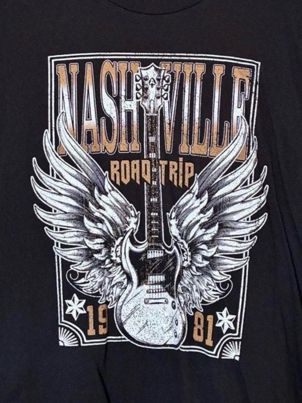 Rebellious One Nashville Road Trip 1981 Guitar Wings Graphic Crop T-Shirt Black